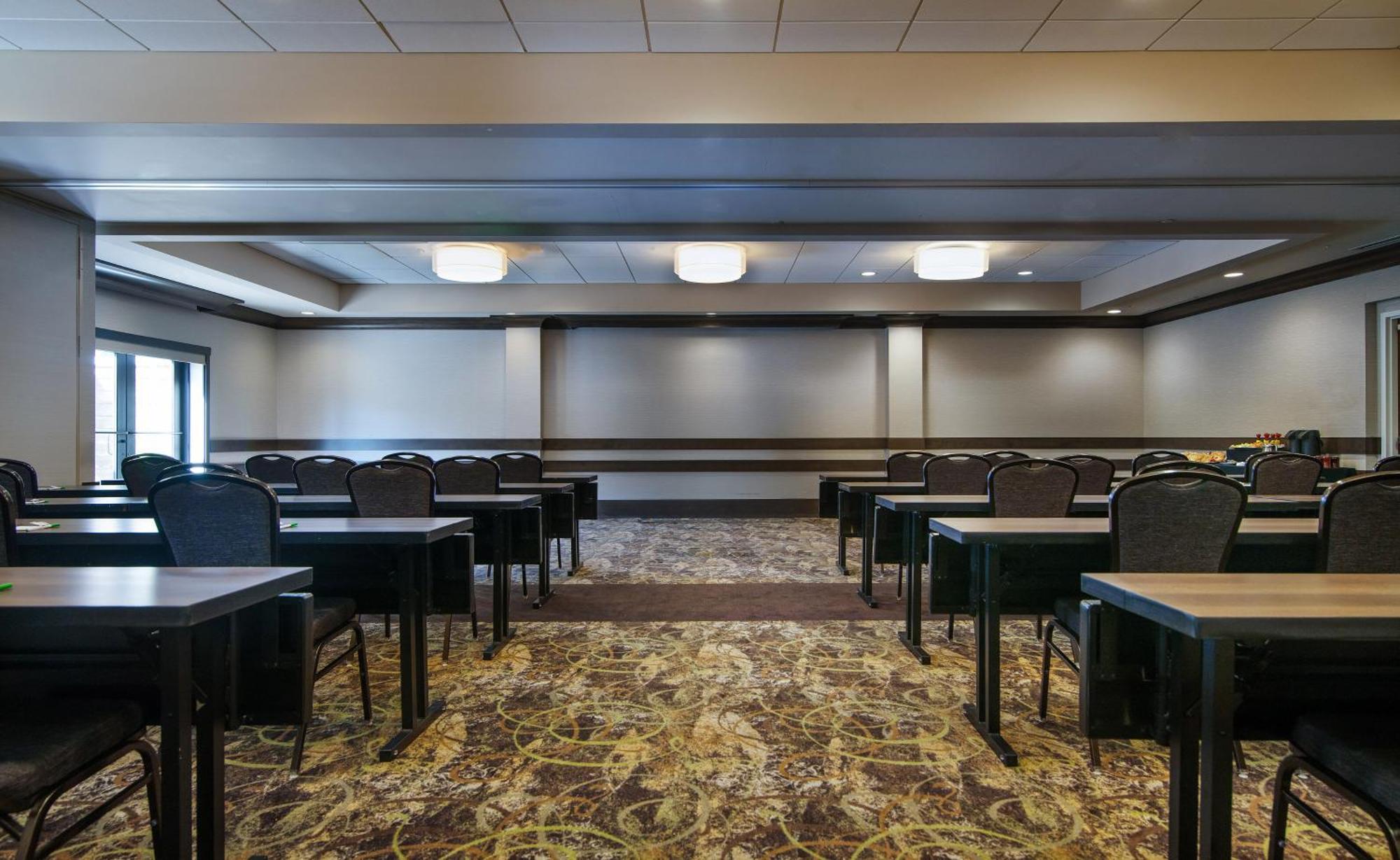 Holiday Inn Nashville - Vanderbilt - Dwtn By Ihg Εξωτερικό φωτογραφία