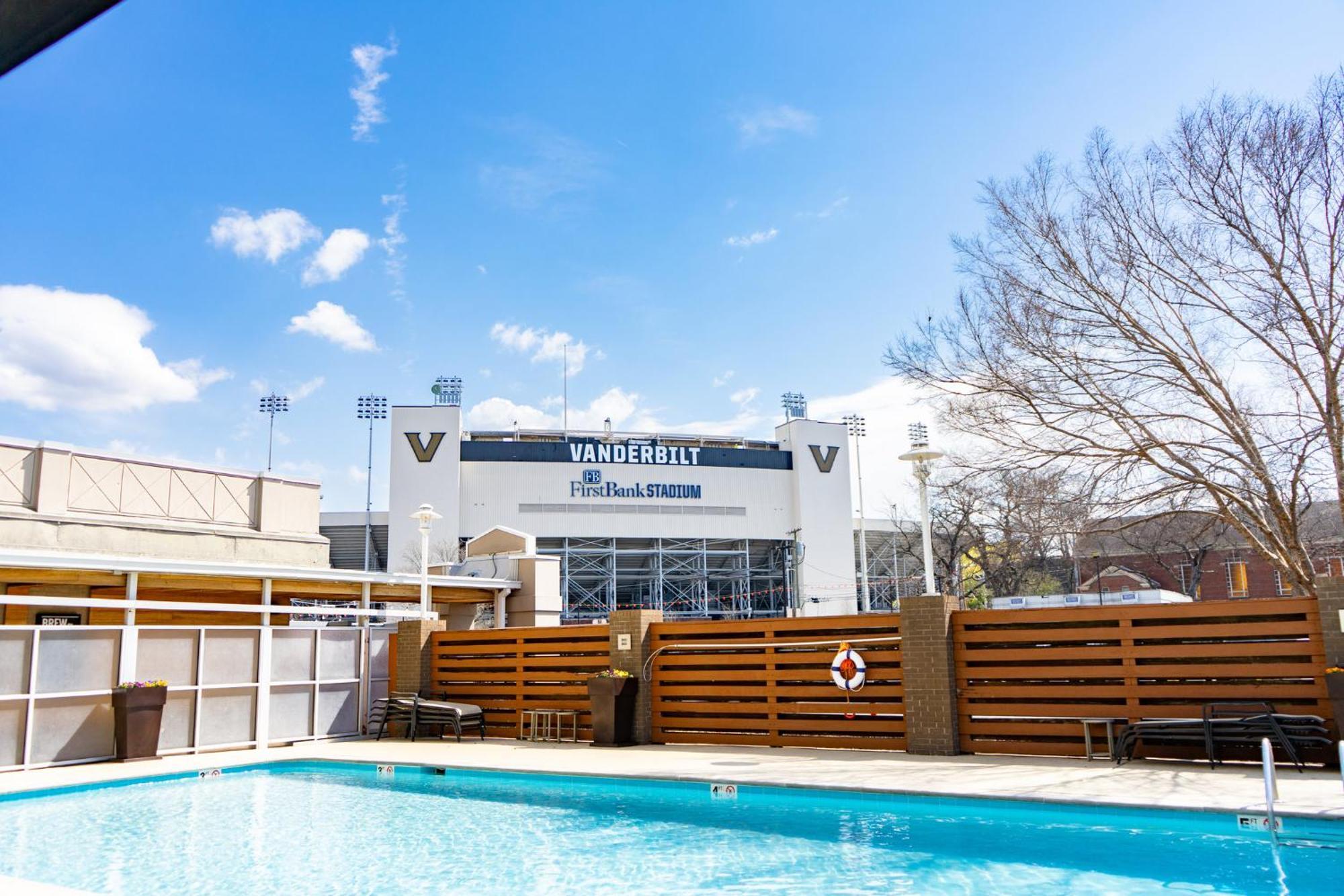 Holiday Inn Nashville - Vanderbilt - Dwtn By Ihg Εξωτερικό φωτογραφία